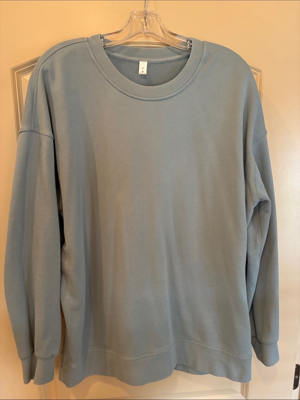 Lululemon Women’s Classic Crewneck Sweatshirt- Dusty Blue